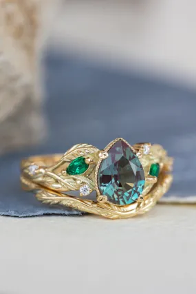 Alexandrite and accent emeralds bridal ring set, ethical gemstones engagement ring set / Patricia