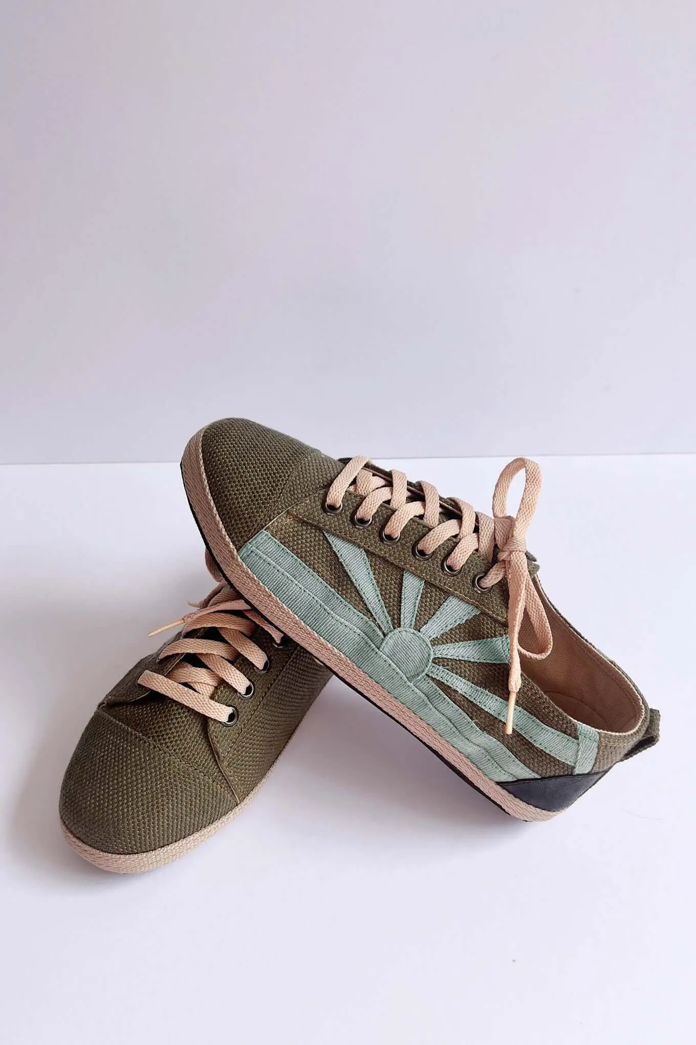 FREE TIBET Mens Shoe - Olive Green