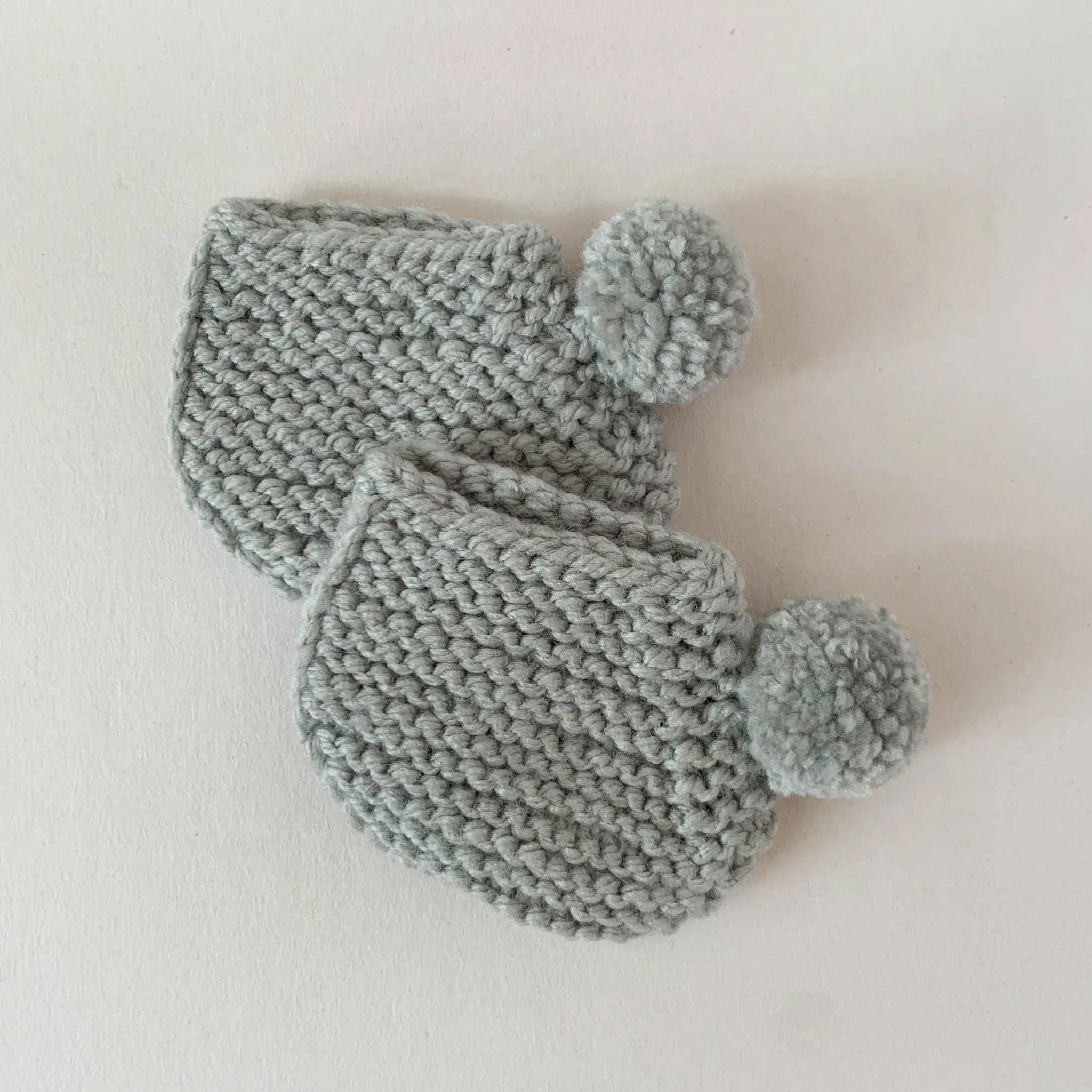 Set Newborn Beanie   Pom Booties, Grey