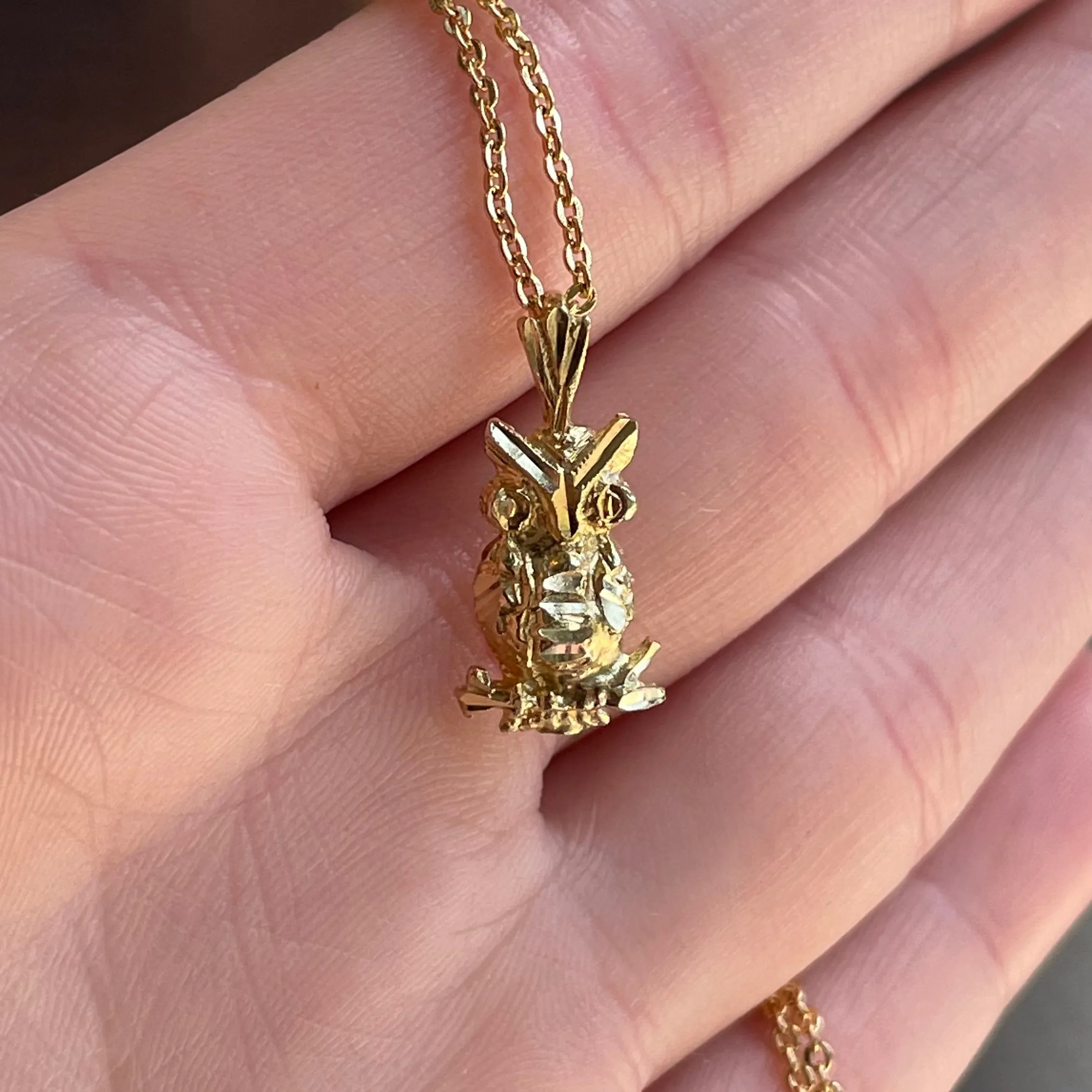 Vintage Carved 14K Gold Owl Pendant Necklace