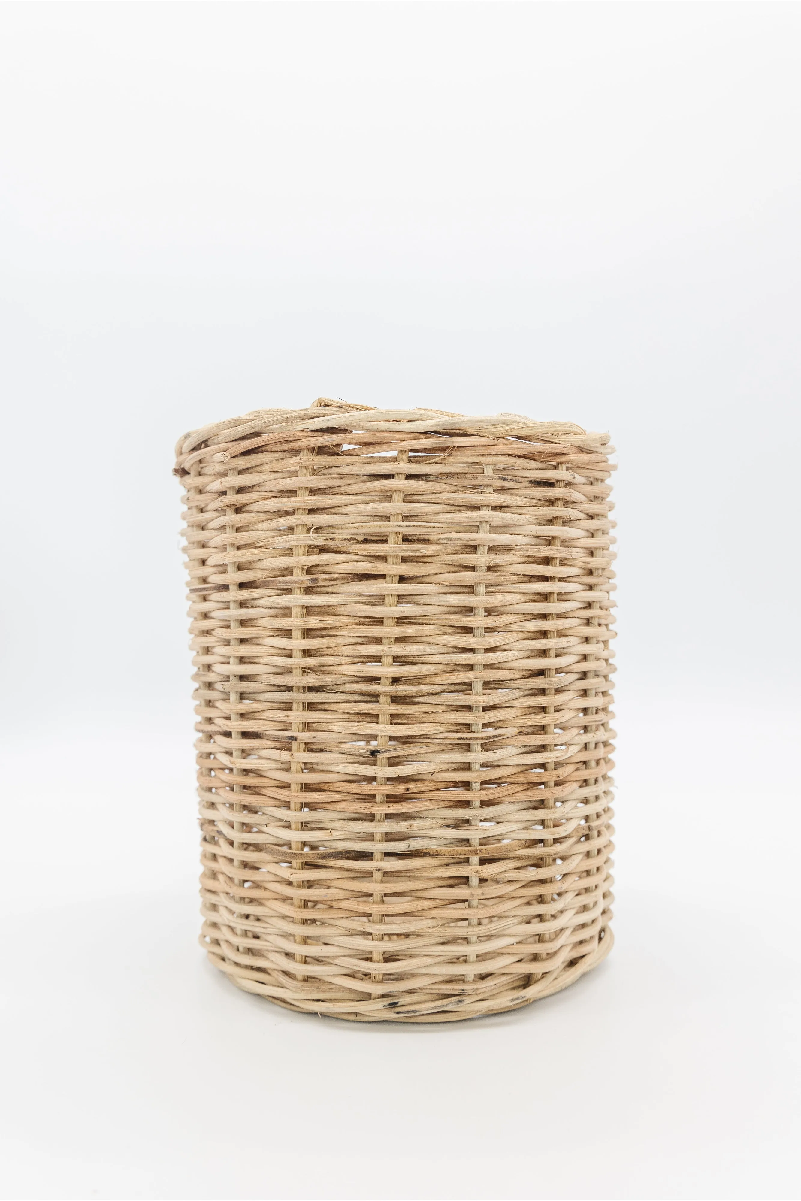 Yona Basket